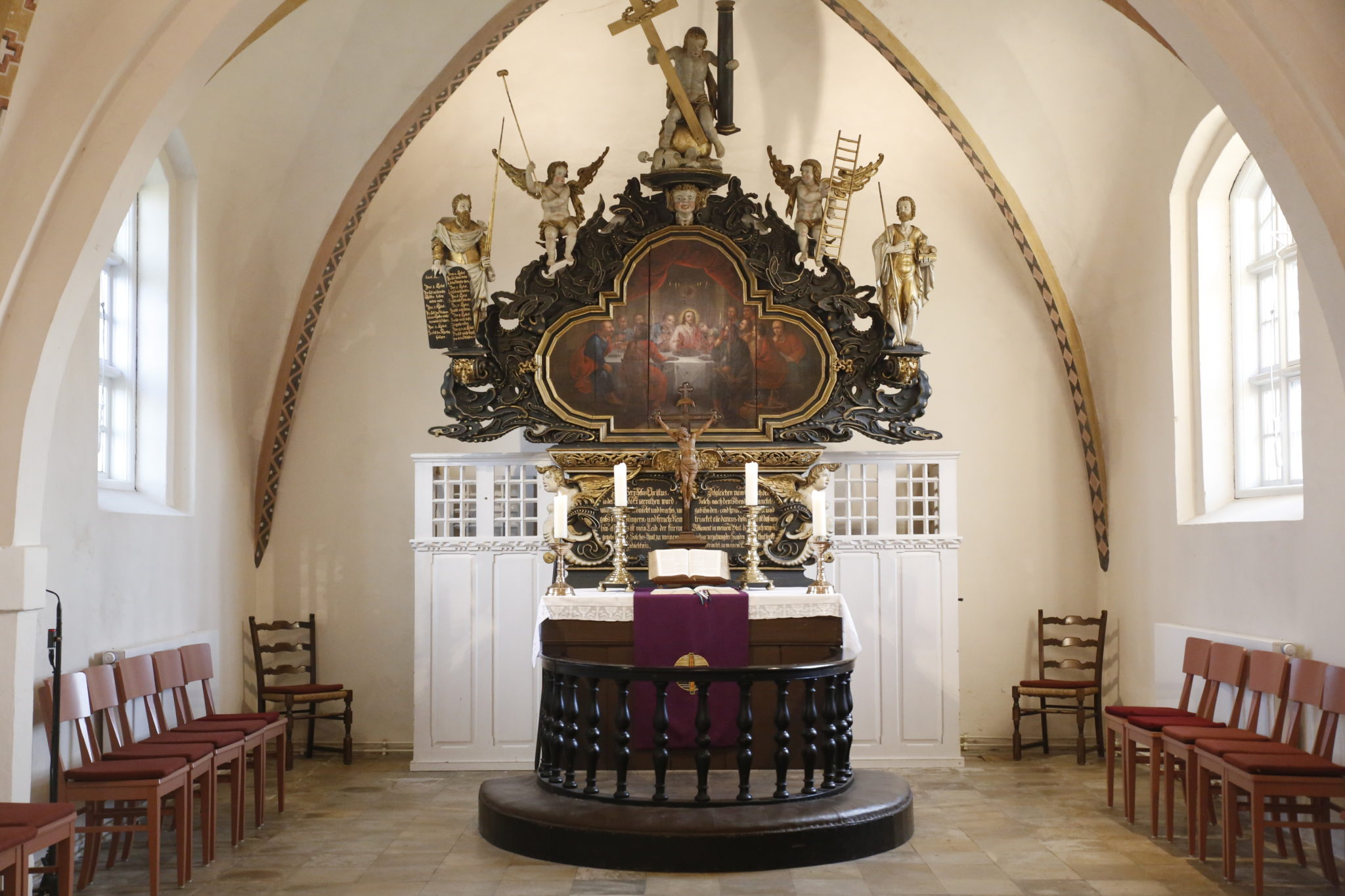 Marienkirche Süderlügum Tritt ein!